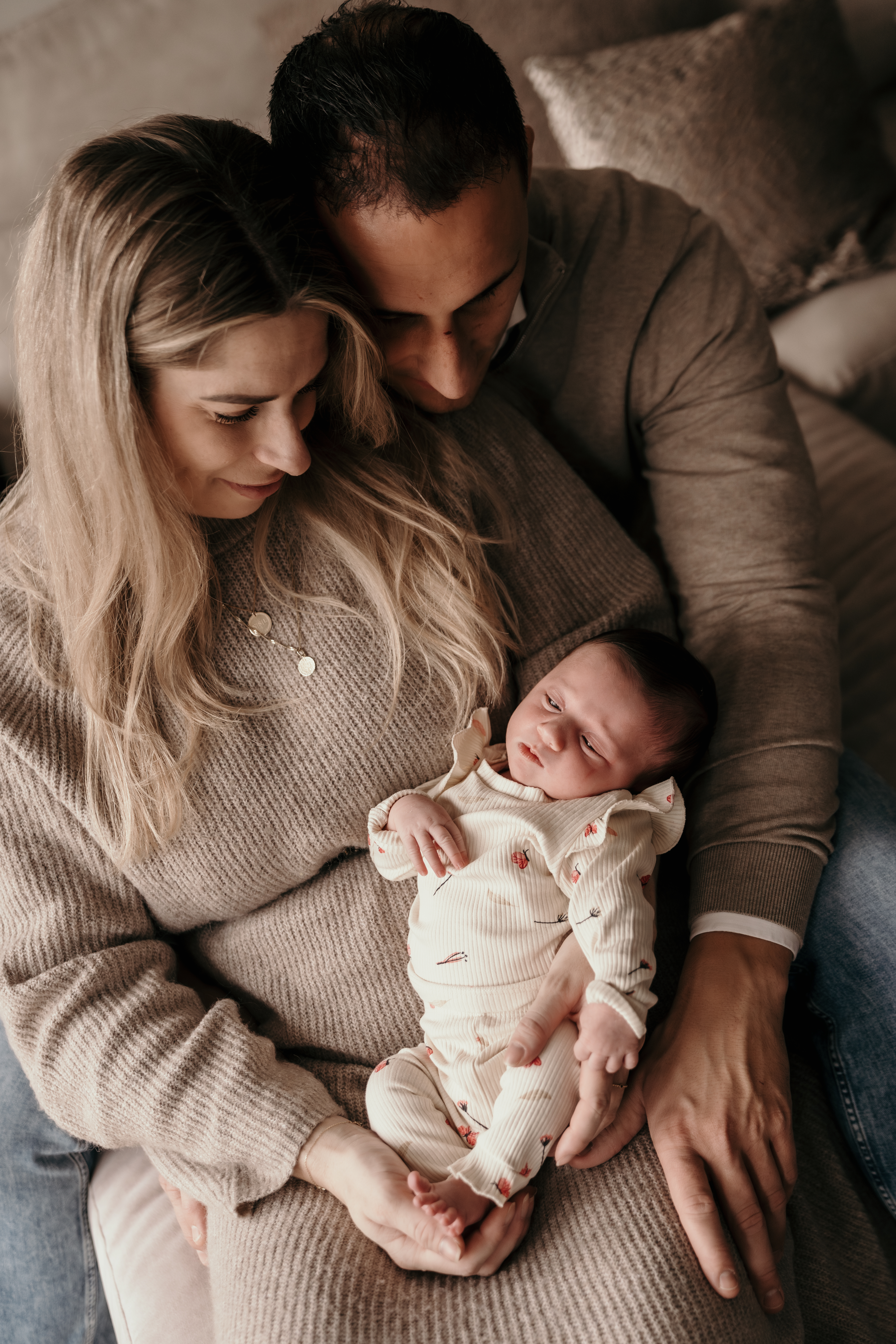 newbornshoot Rotterdam newborn fotograaf Den Haag Gouda babyfotoshoot